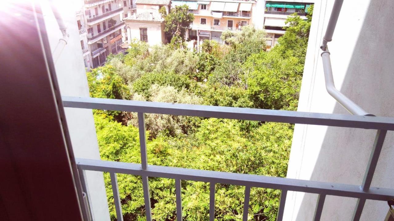 Full House Near The Center Of Athensアパートメント エクステリア 写真